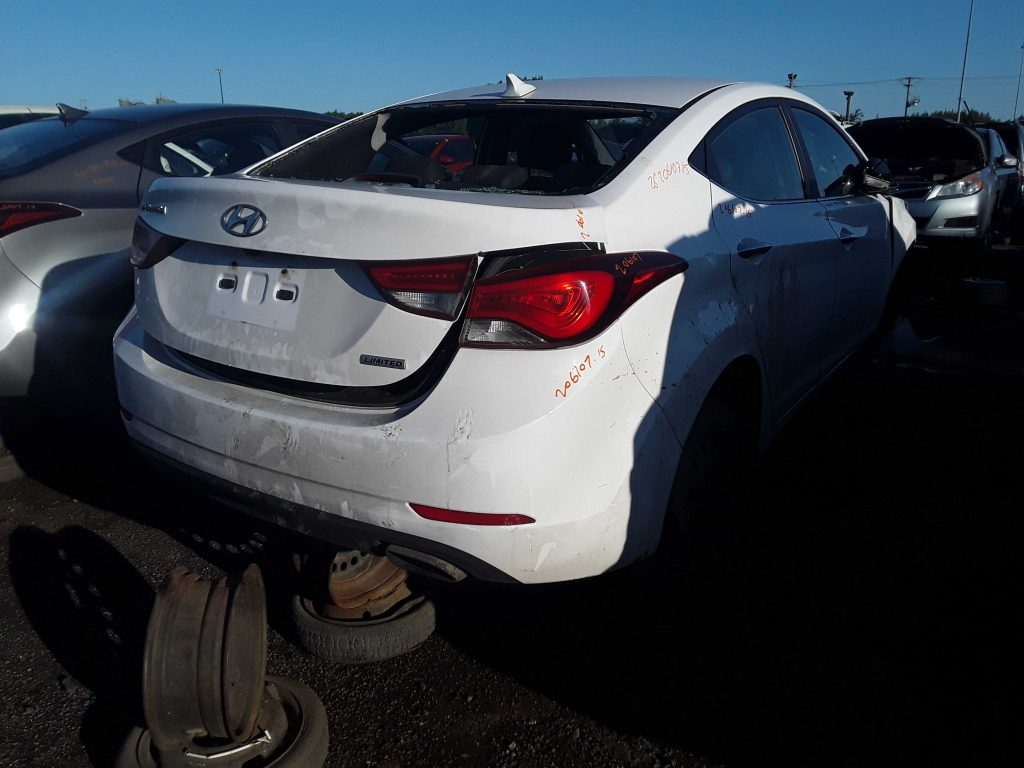 HYUNDAI ELANTRA 2015
