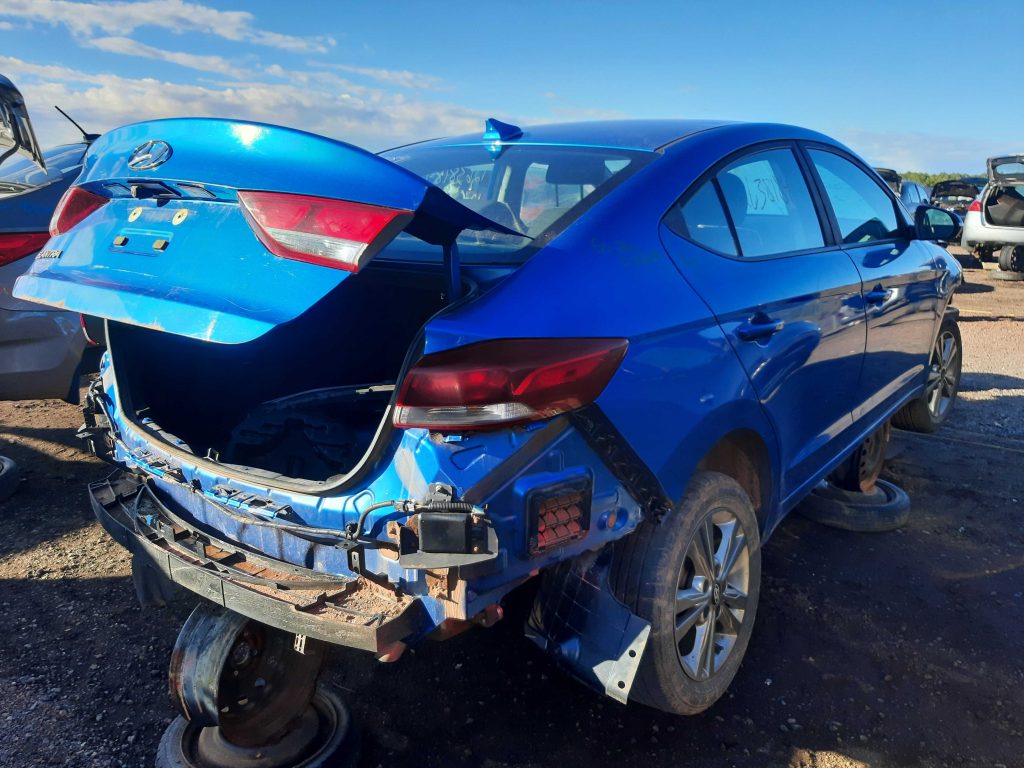 HYUNDAI ELANTRA 2017