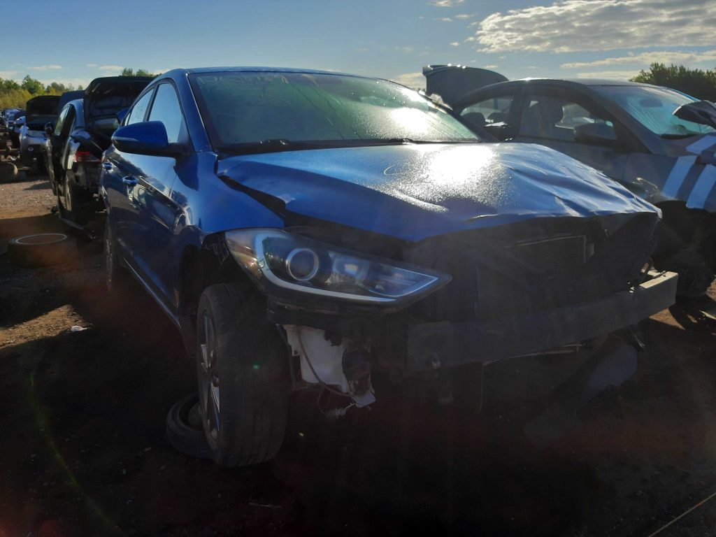 HYUNDAI ELANTRA 2017