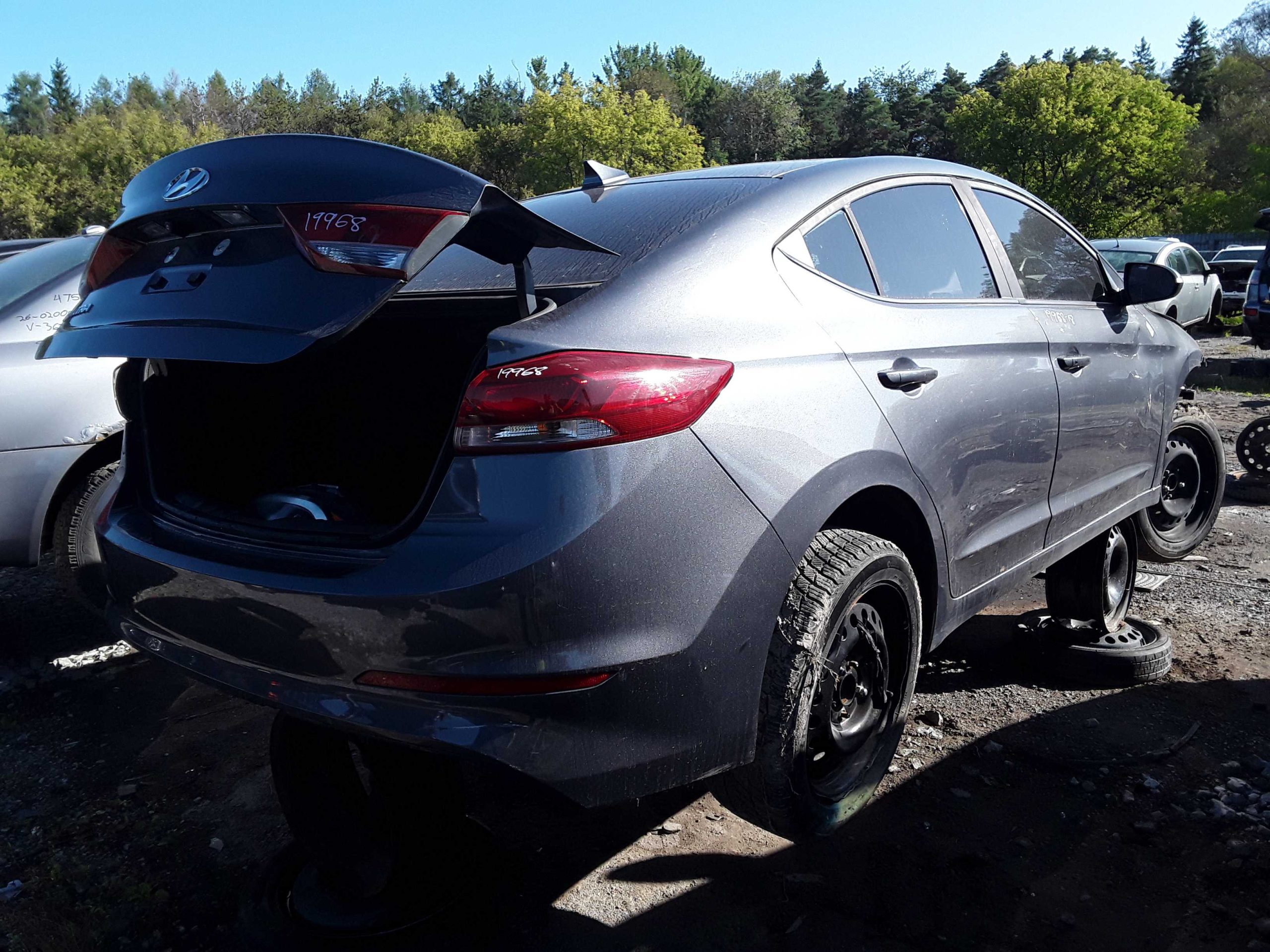 HYUNDAI ELANTRA 2018
