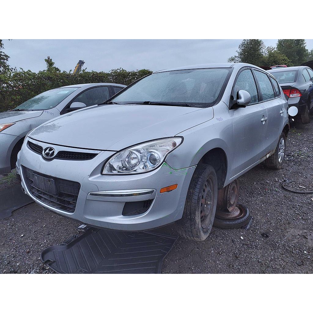 HYUNDAI ELANTRA TOURING 2012