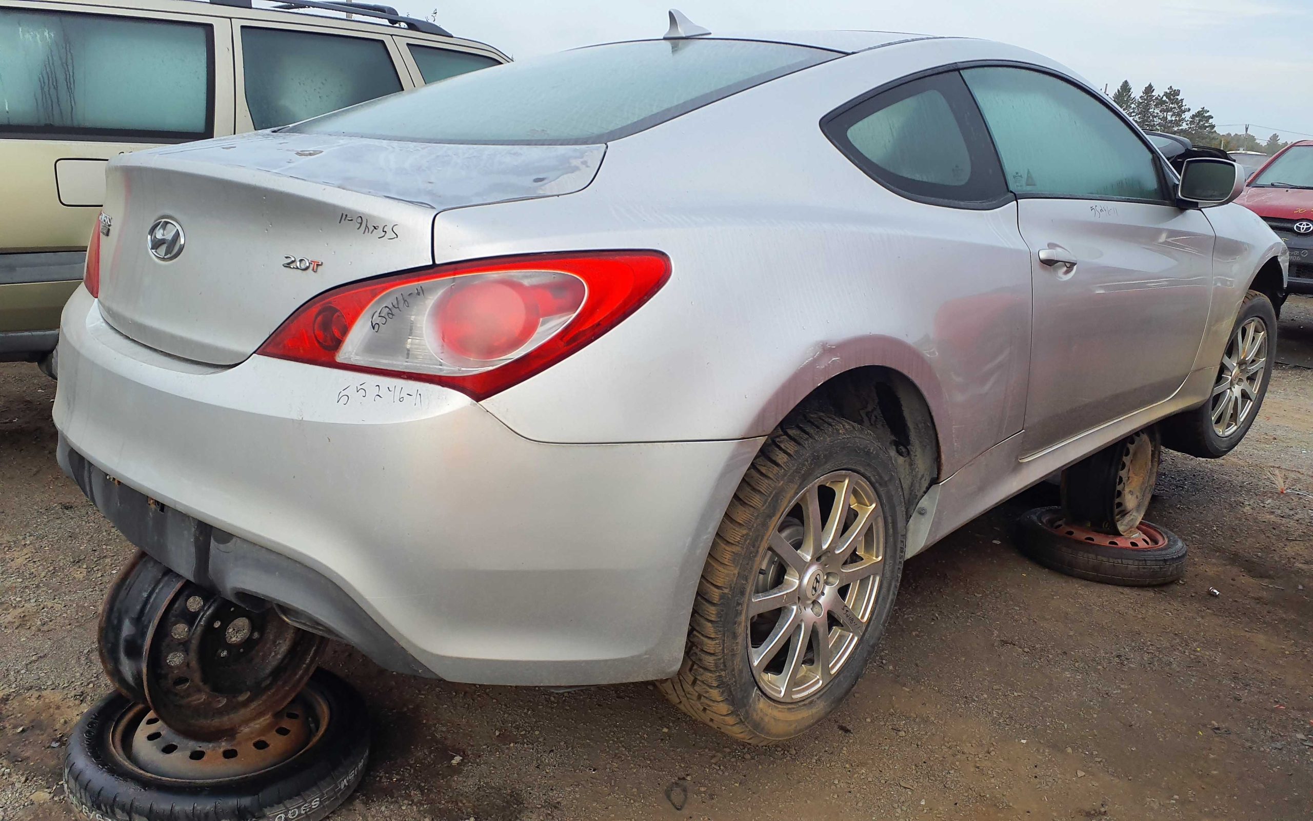HYUNDAI GENESIS 2011