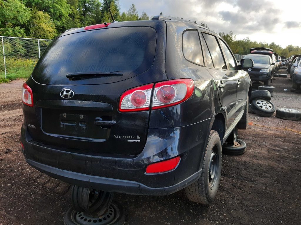 HYUNDAI SANTA FE 2011