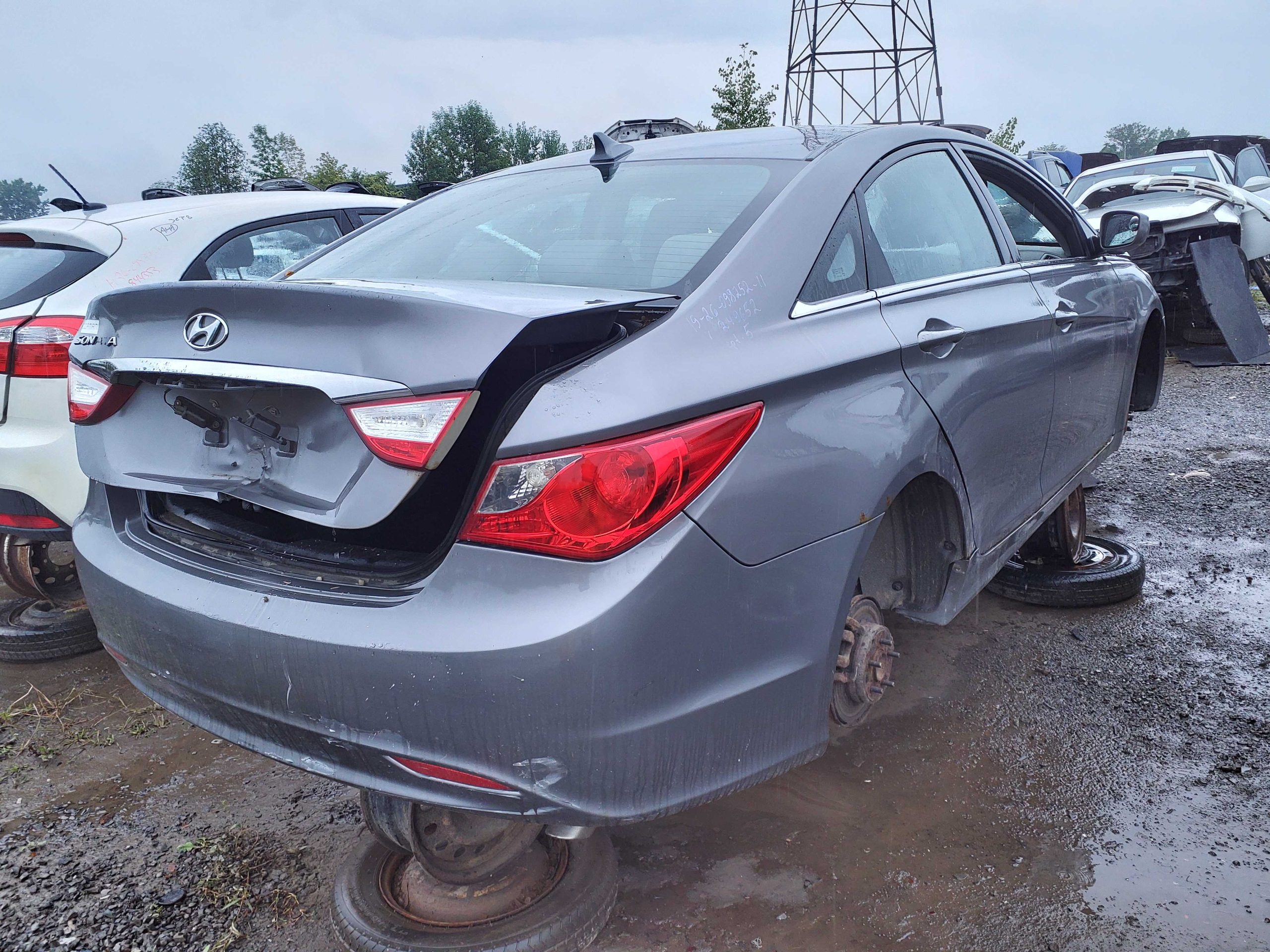 HYUNDAI SONATA 2011
