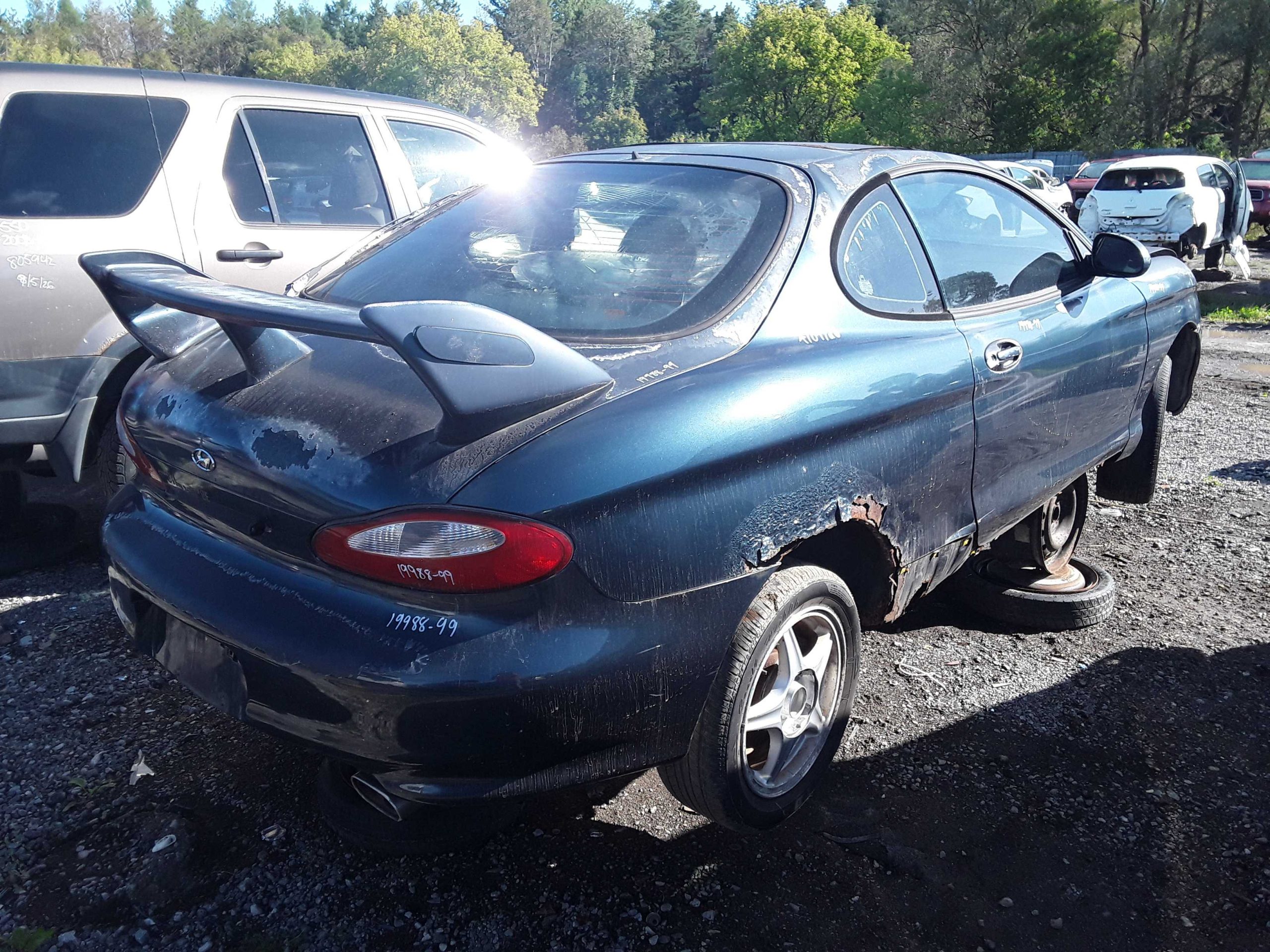 HYUNDAI TIBURON 1999