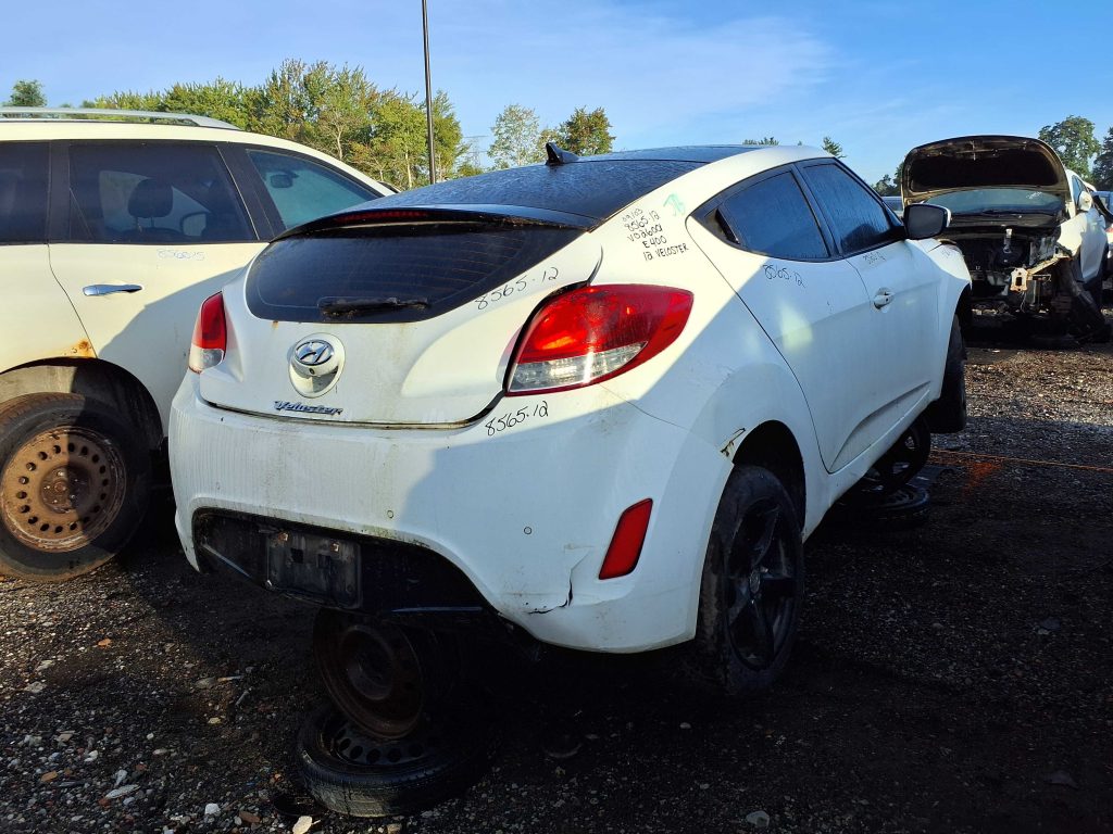 HYUNDAI VELOSTER 2012