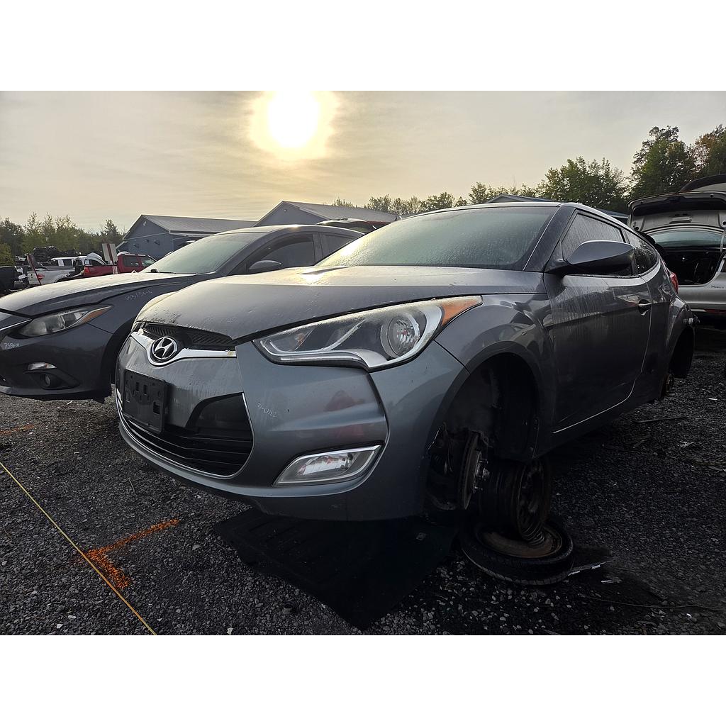 HYUNDAI VELOSTER 2012