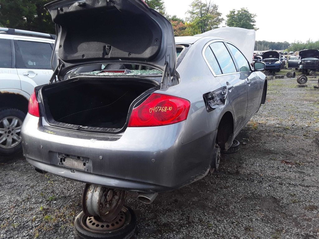 INFINITI G37 SEDAN 2010