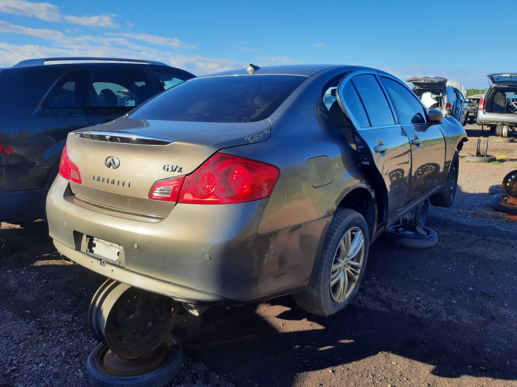 INFINITI G37 SEDAN 2010