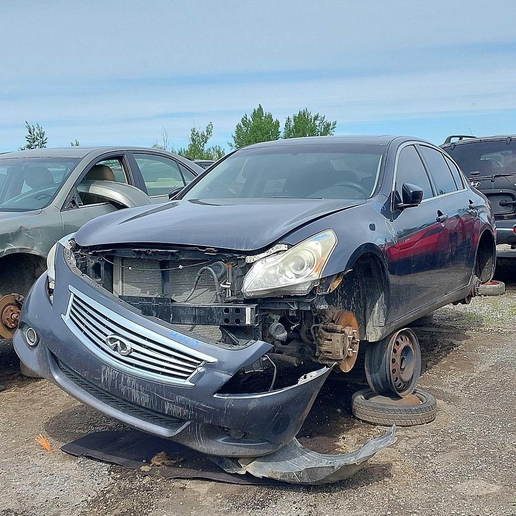 INFINITI G37 SEDAN 2011