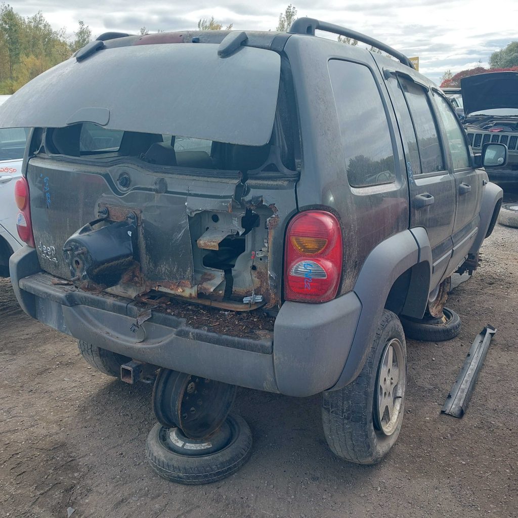 JEEP LIBERTY 2005
