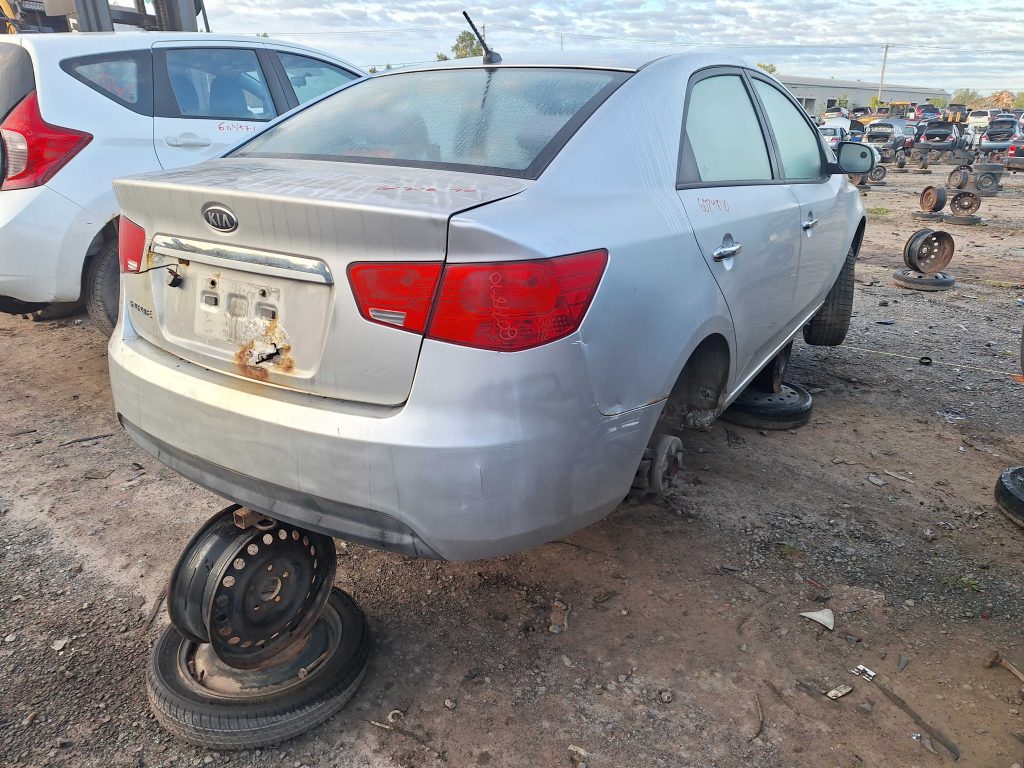 KIA FORTE 2010