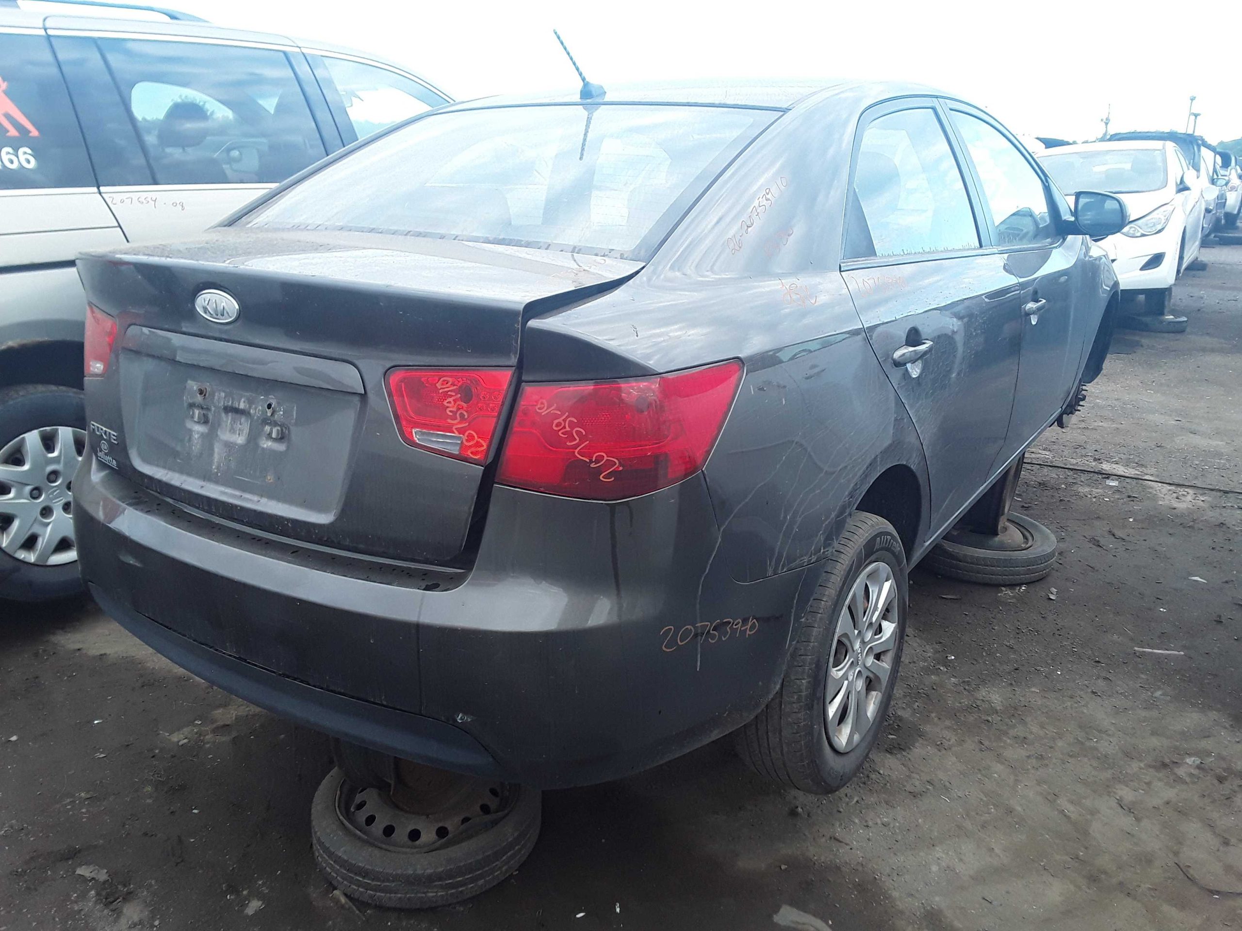KIA FORTE 2010
