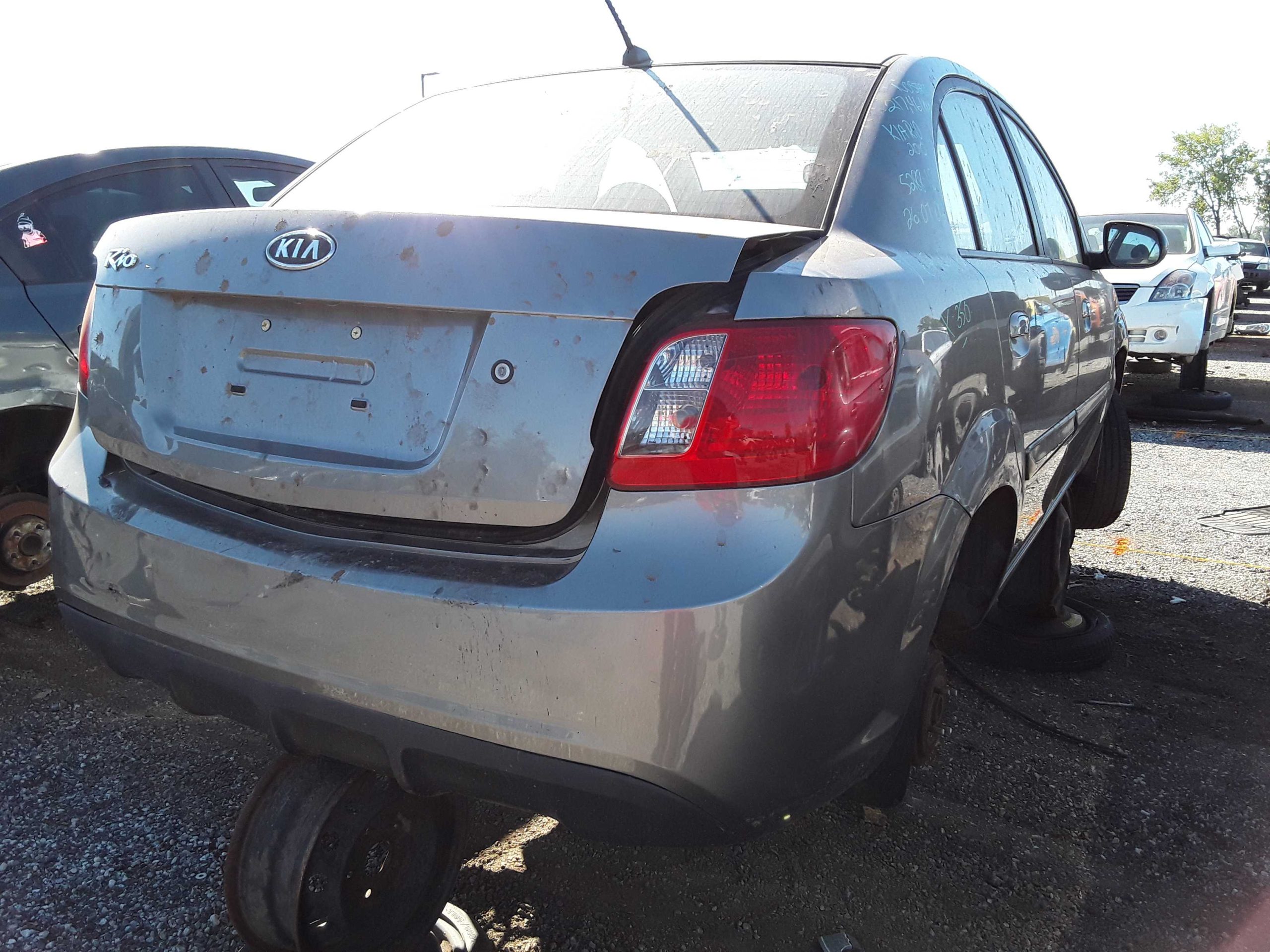KIA RIO 2010