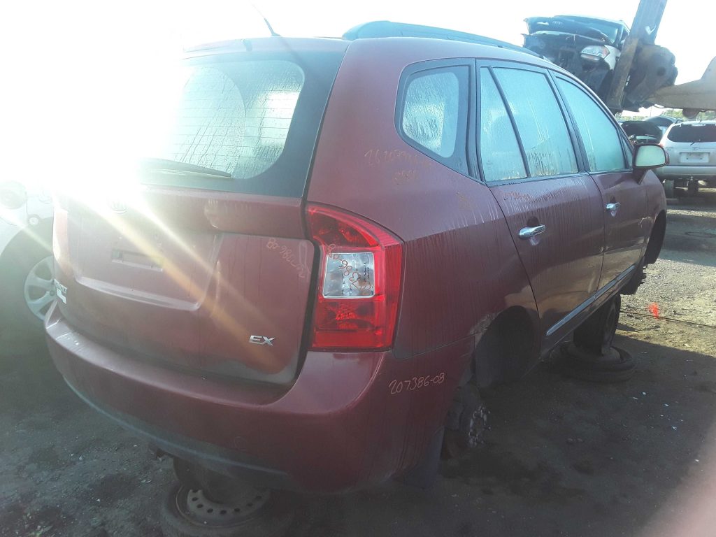KIA RONDO 2008
