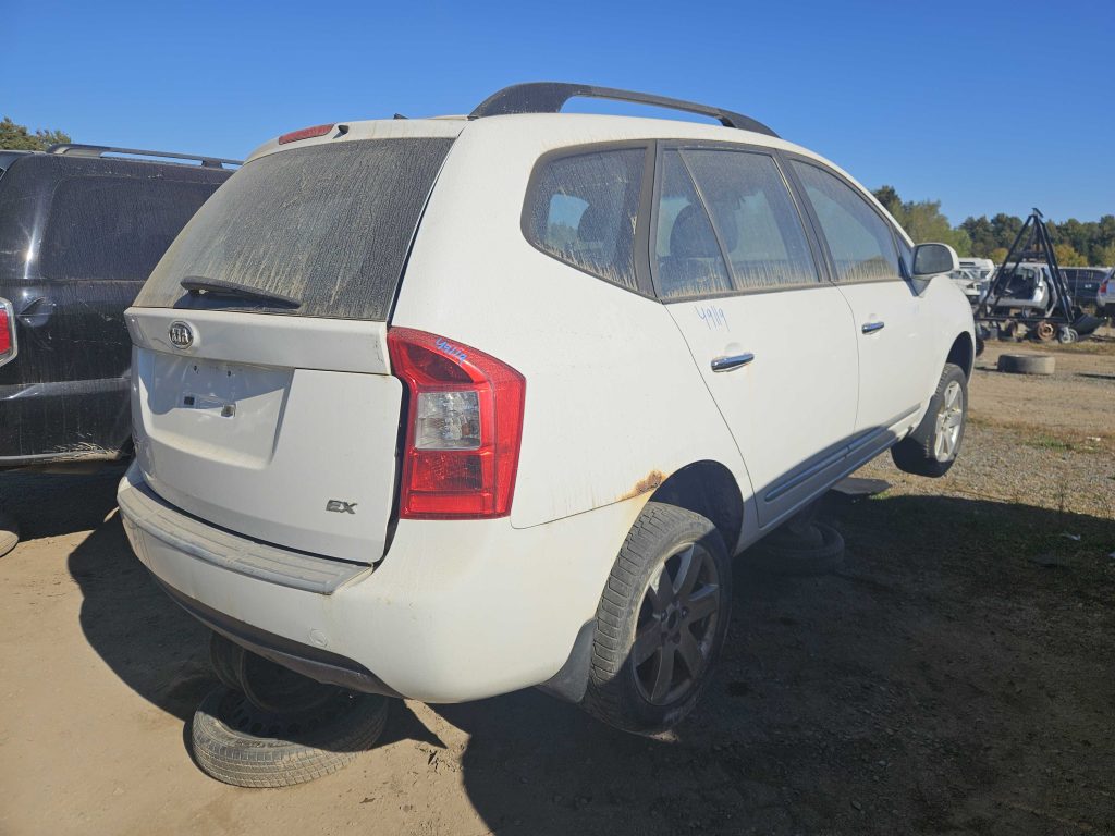 KIA RONDO 2009