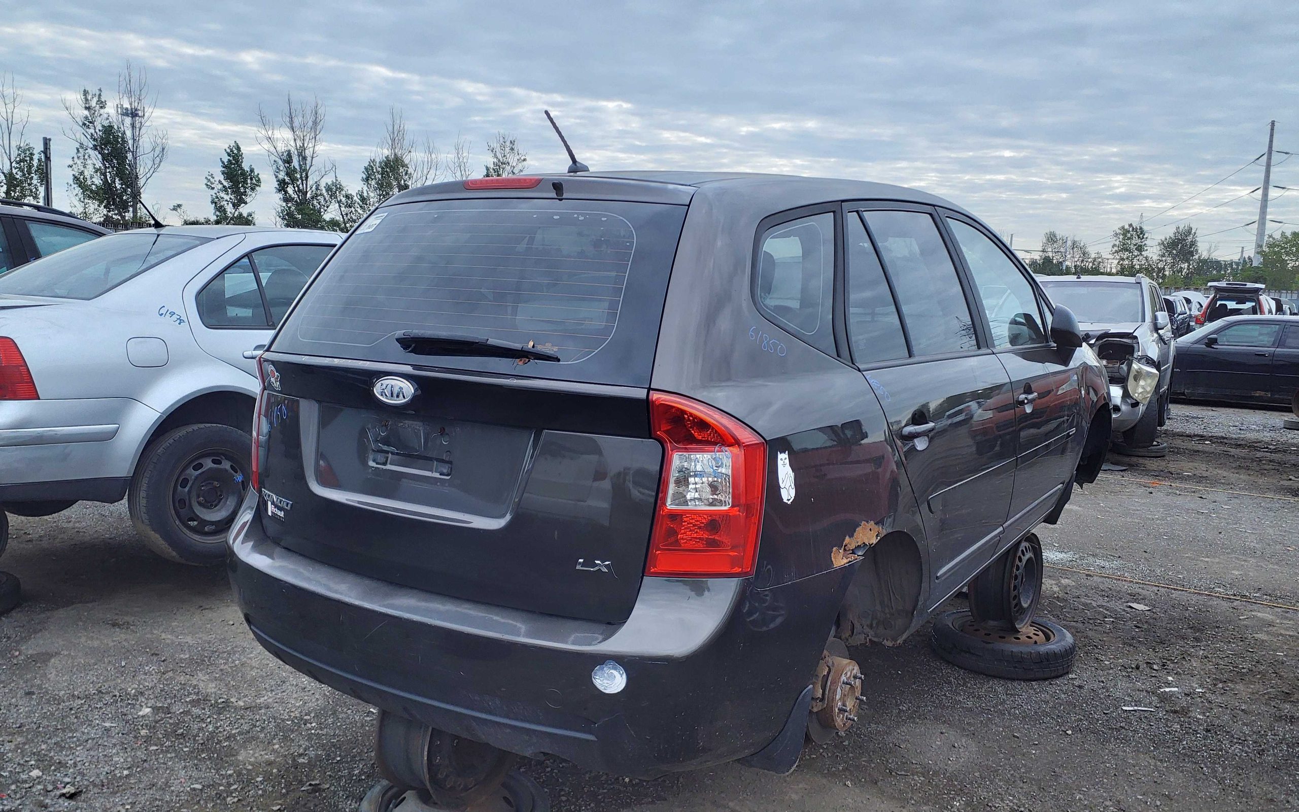 KIA RONDO 2010