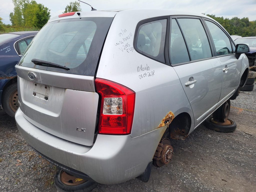 KIA RONDO 2010