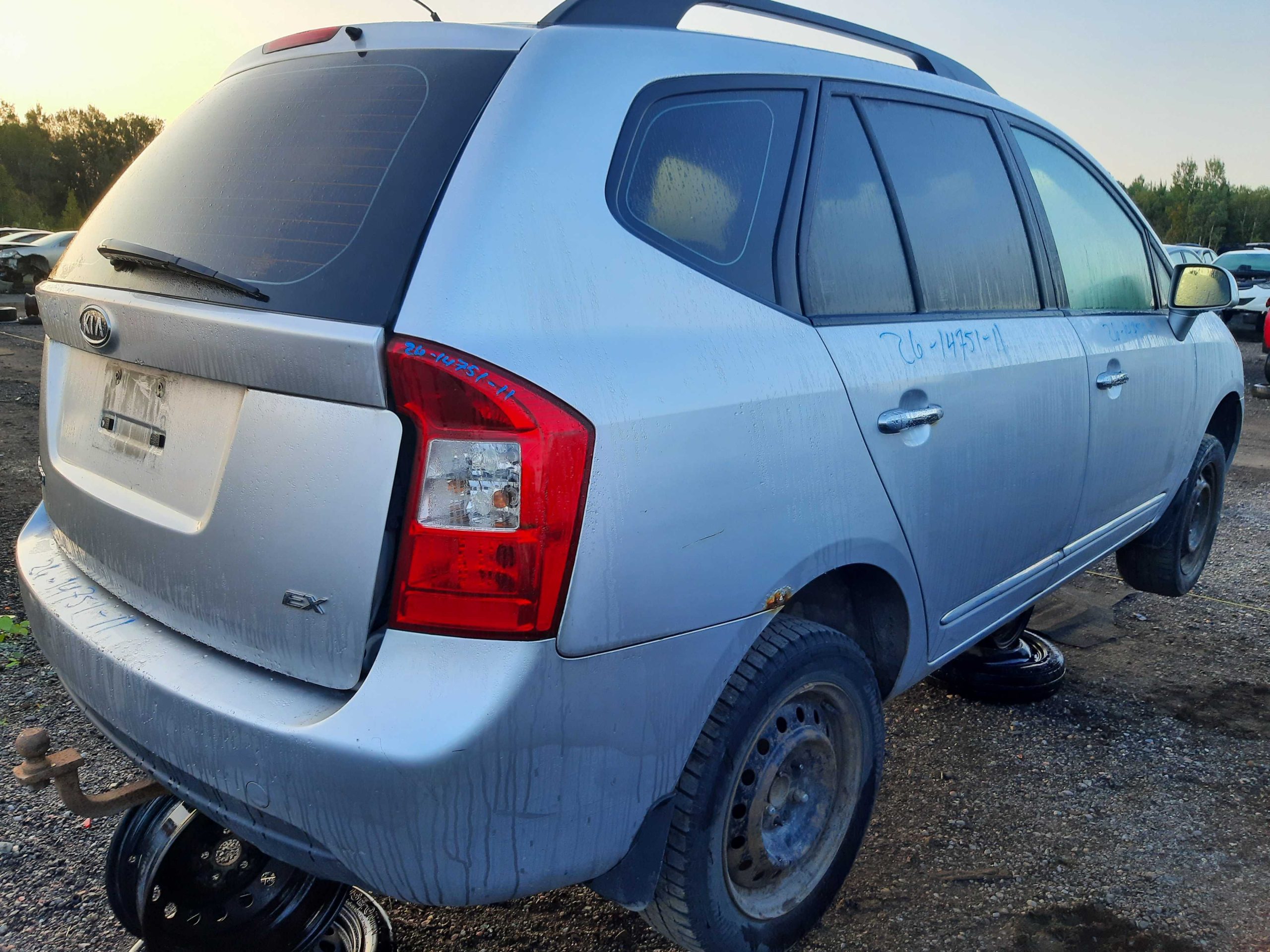 KIA RONDO 2010