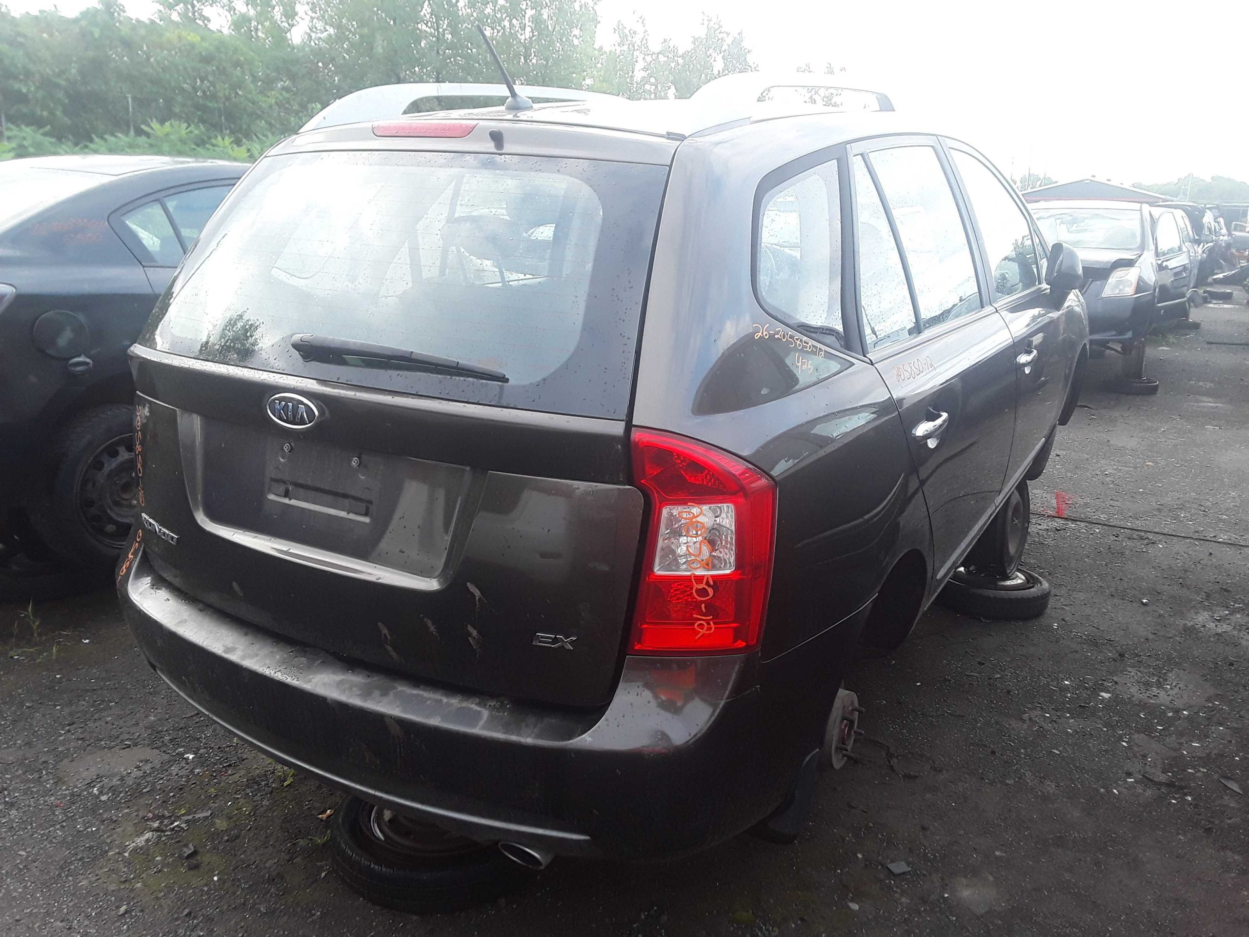 KIA RONDO 2012