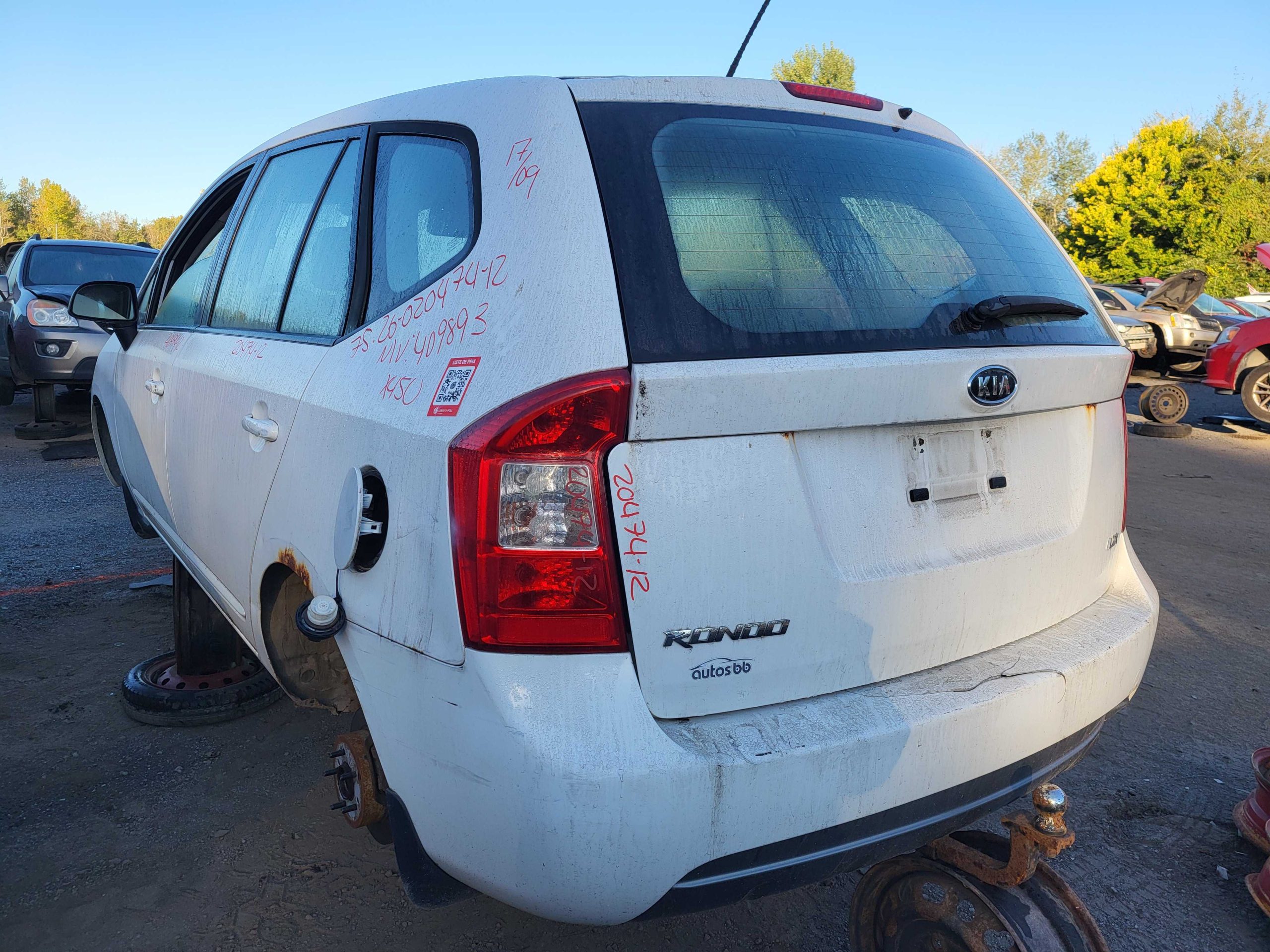 KIA RONDO 2012