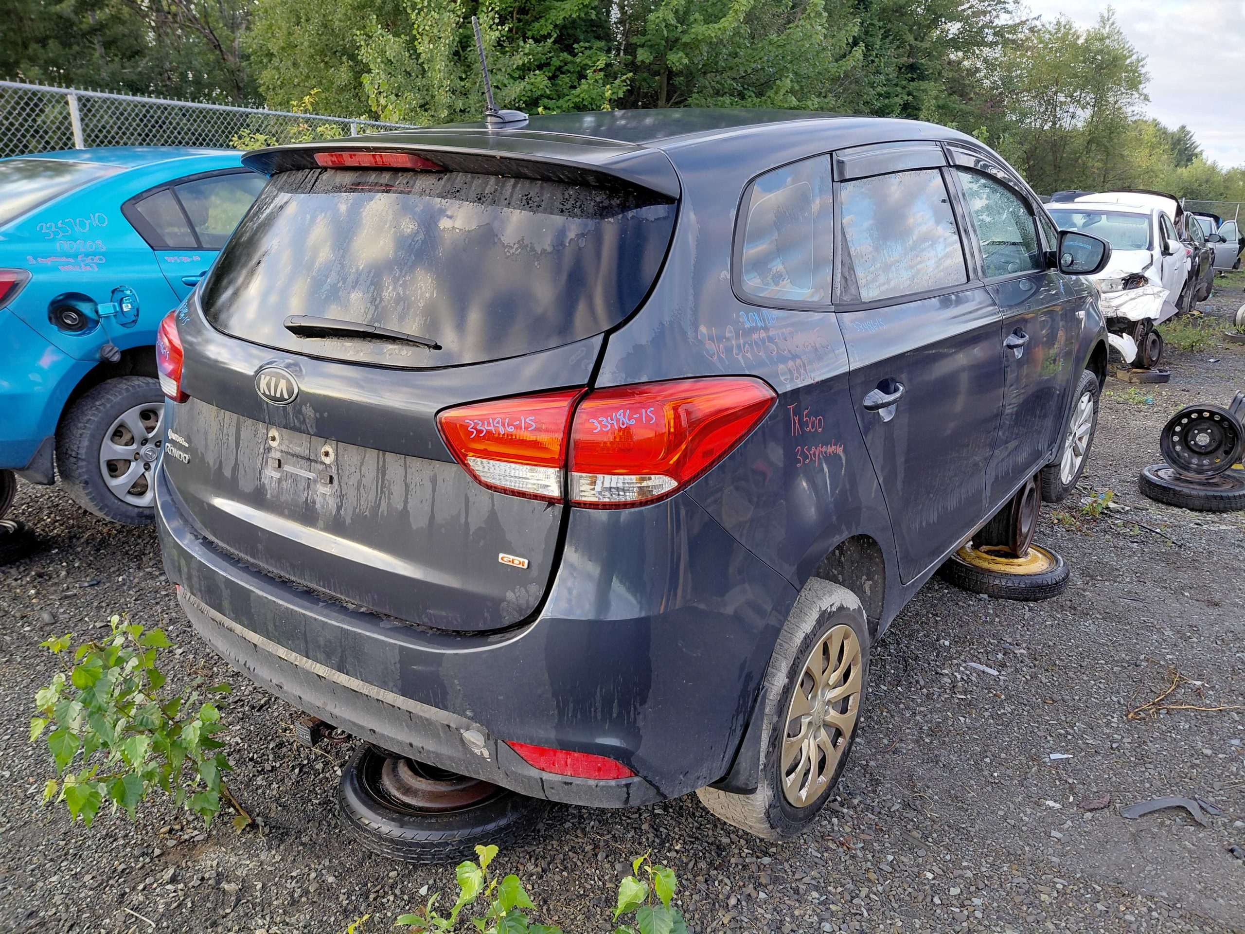 KIA RONDO 2015