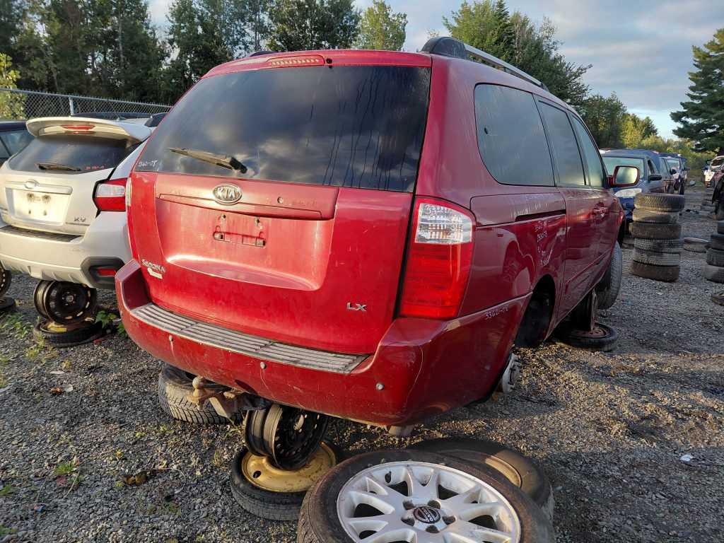 KIA SEDONA 2008