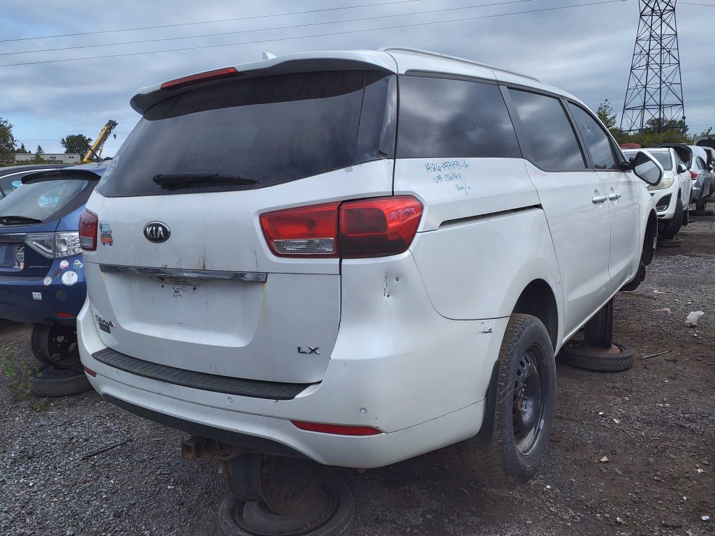 KIA SEDONA 2016