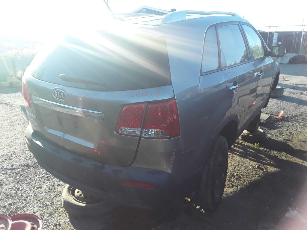 KIA SORENTO 2011