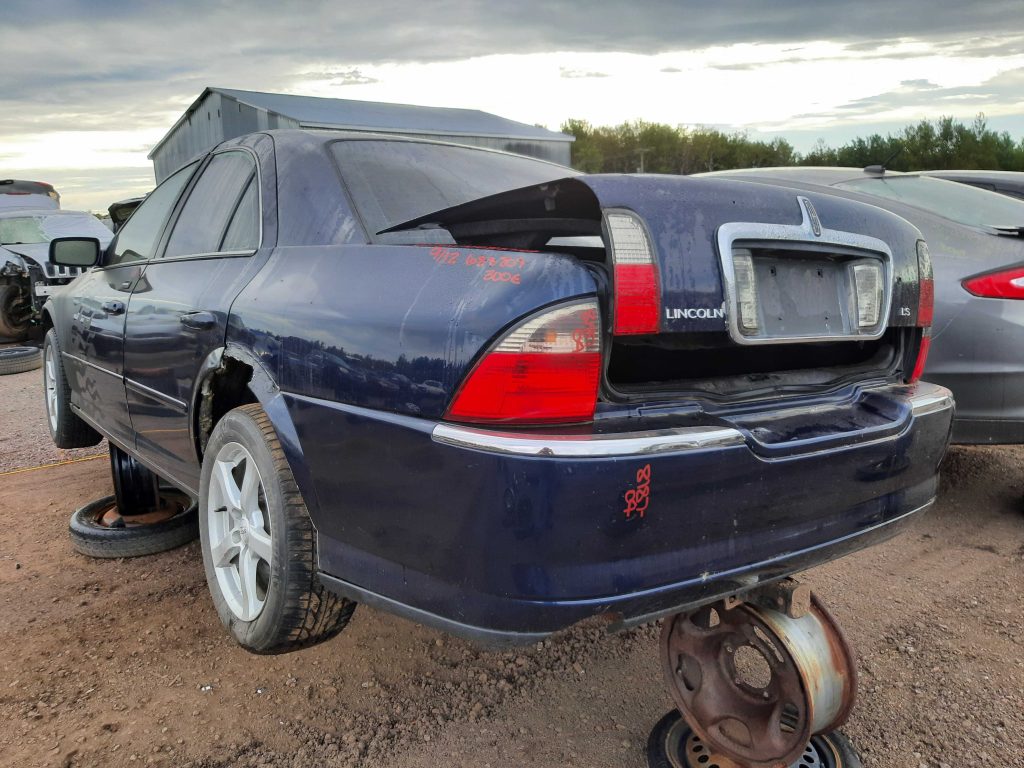 LINCOLN LS 2004