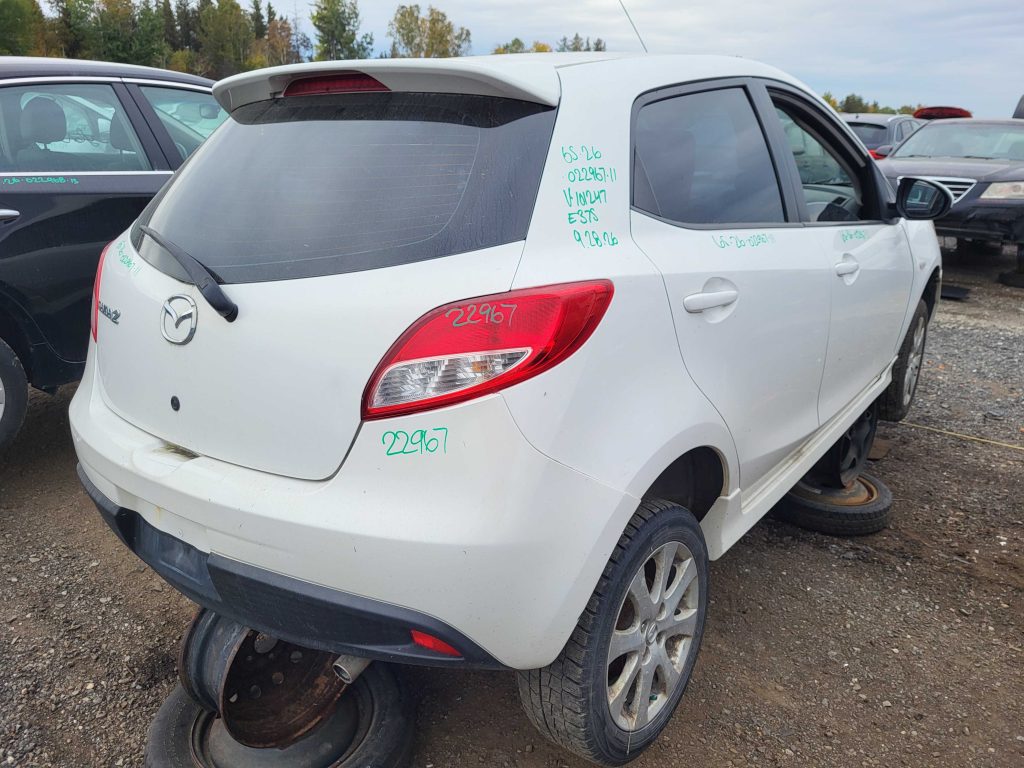 MAZDA MAZDA2 2011