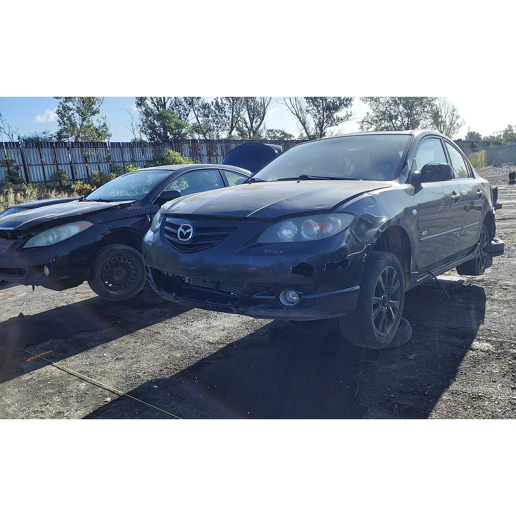 MAZDA MAZDA3 2004