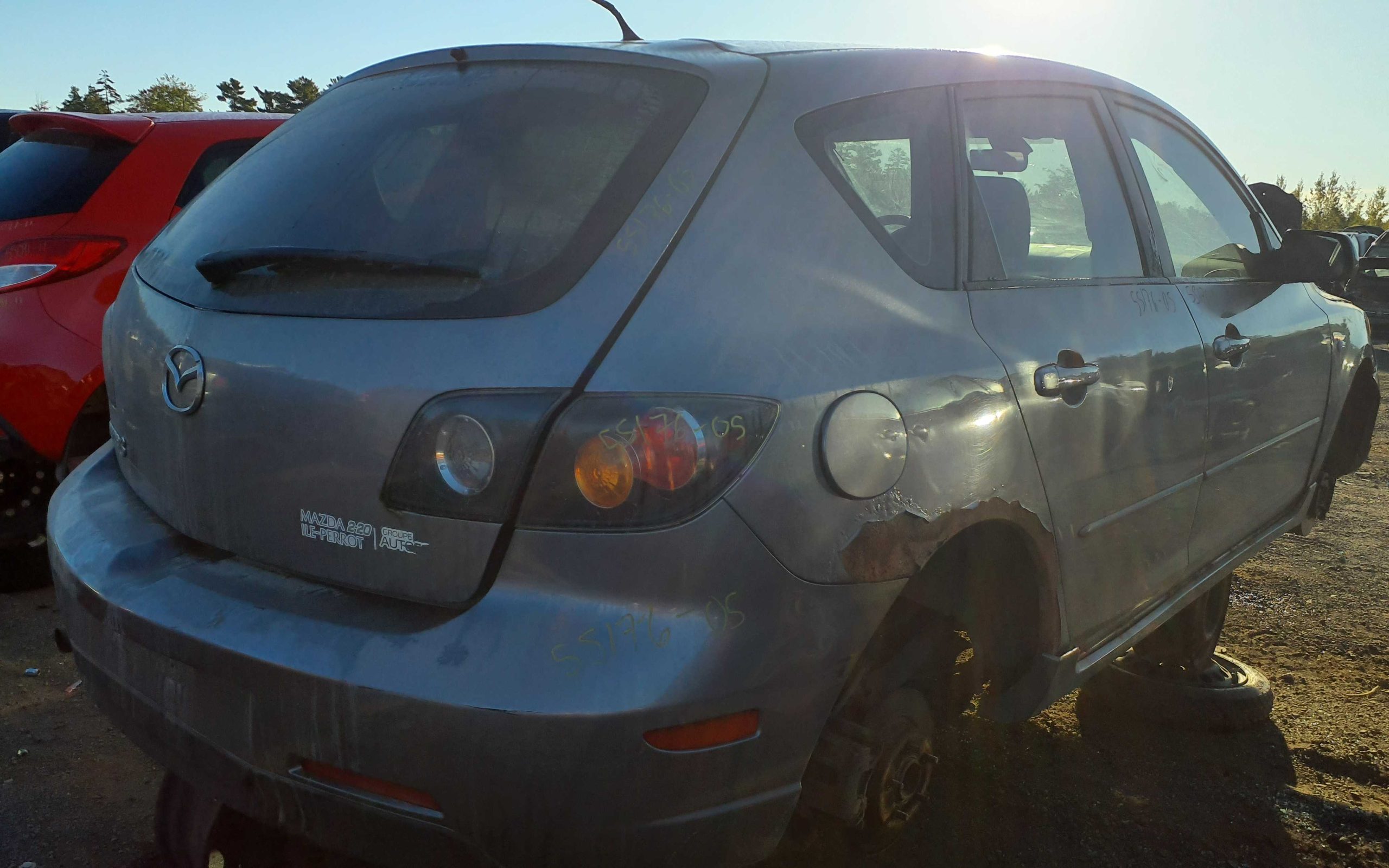 MAZDA MAZDA3 2005