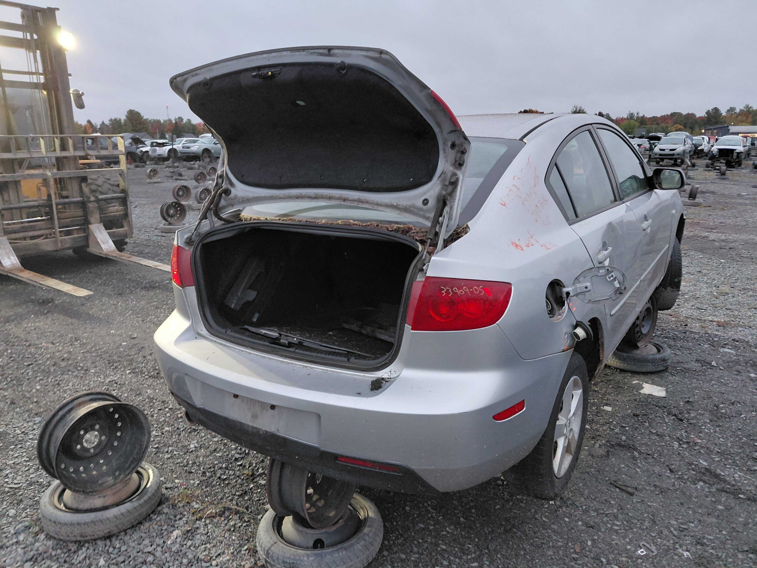 MAZDA MAZDA3 2005