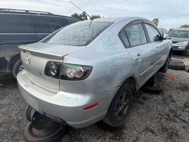 MAZDA MAZDA3 2009