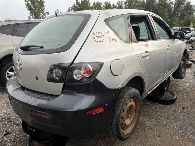 MAZDA MAZDA3 2009