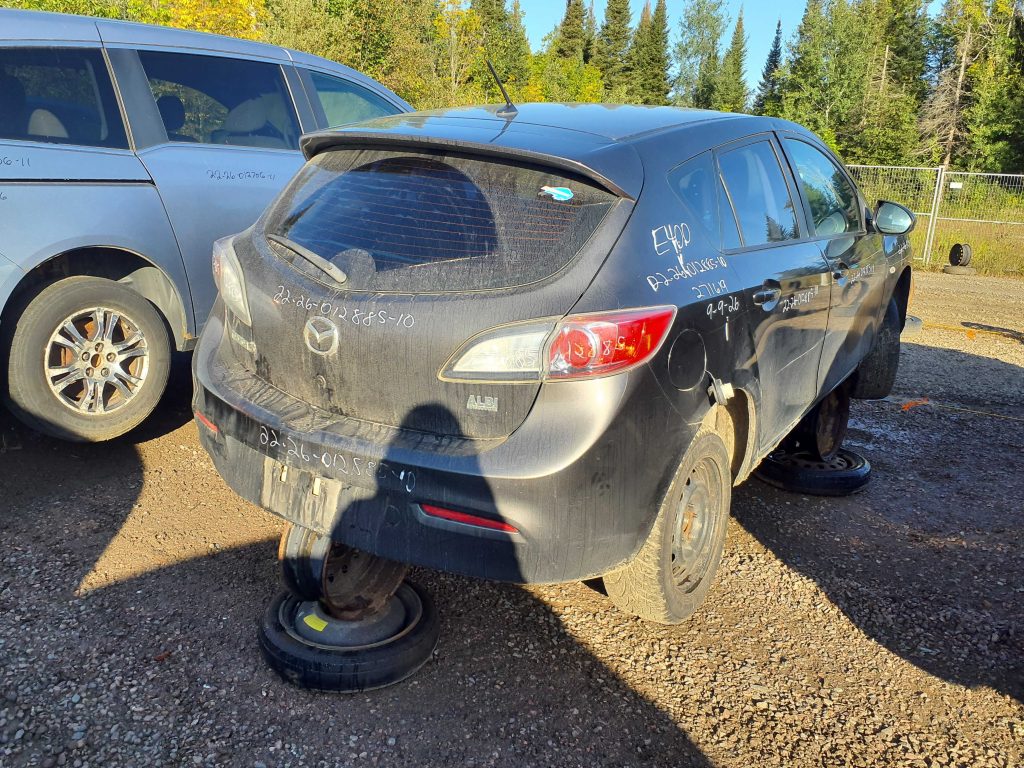 MAZDA MAZDA3 2010