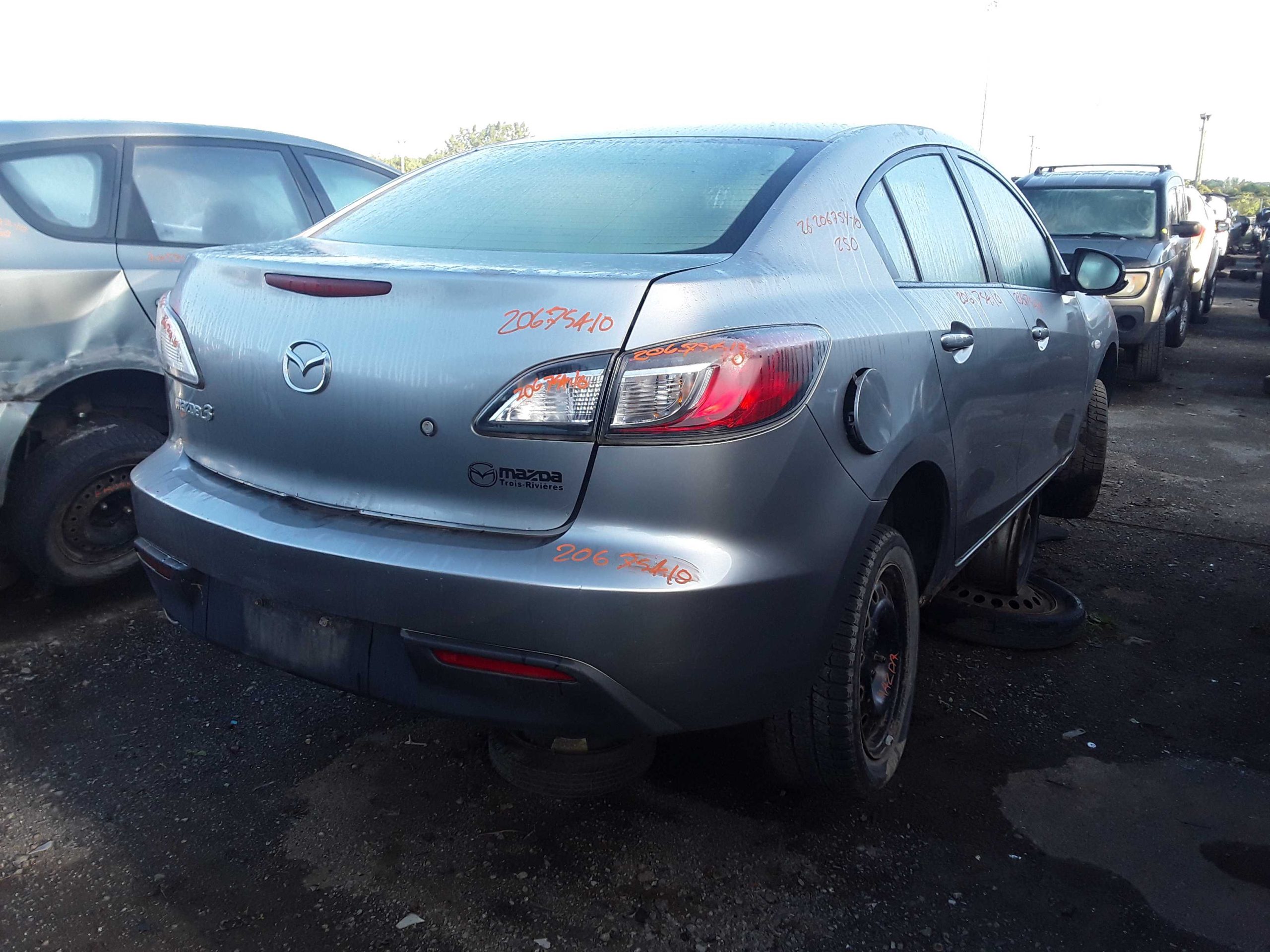MAZDA MAZDA3 2010