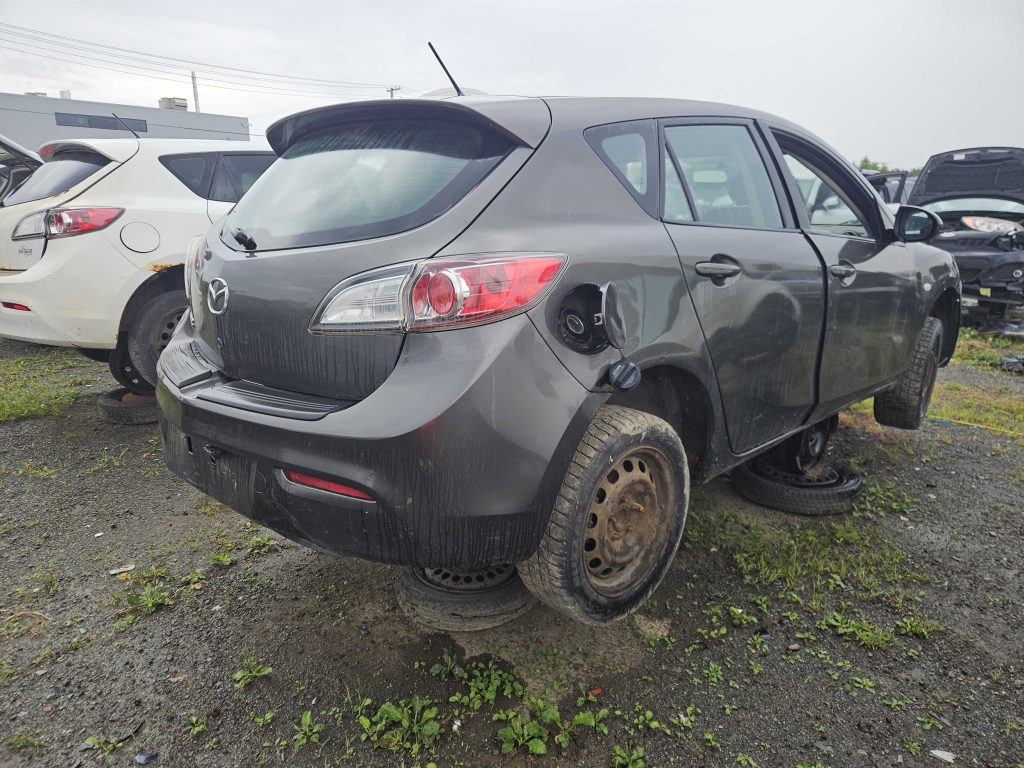 MAZDA MAZDA3 2010