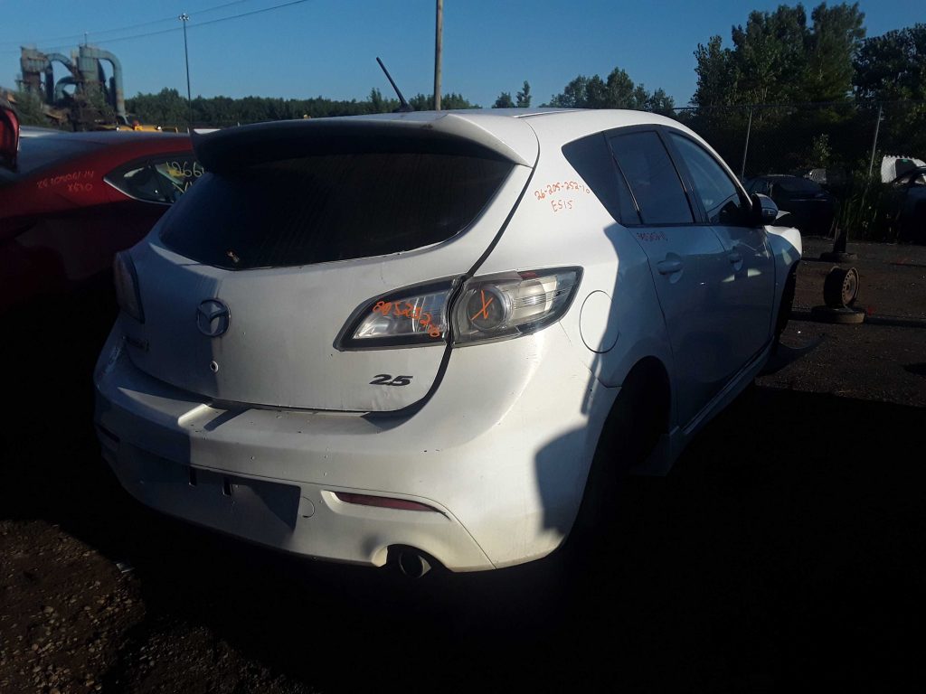 MAZDA MAZDA3 2010