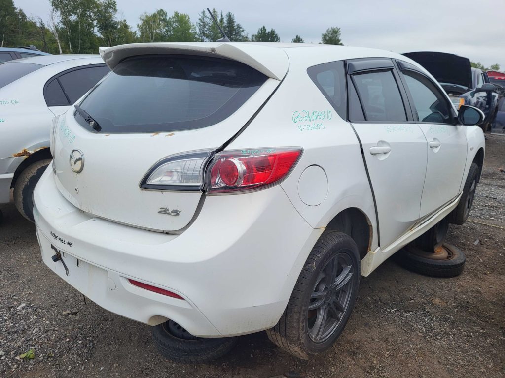 MAZDA MAZDA3 2010