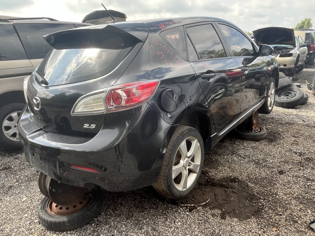 MAZDA MAZDA3 2010