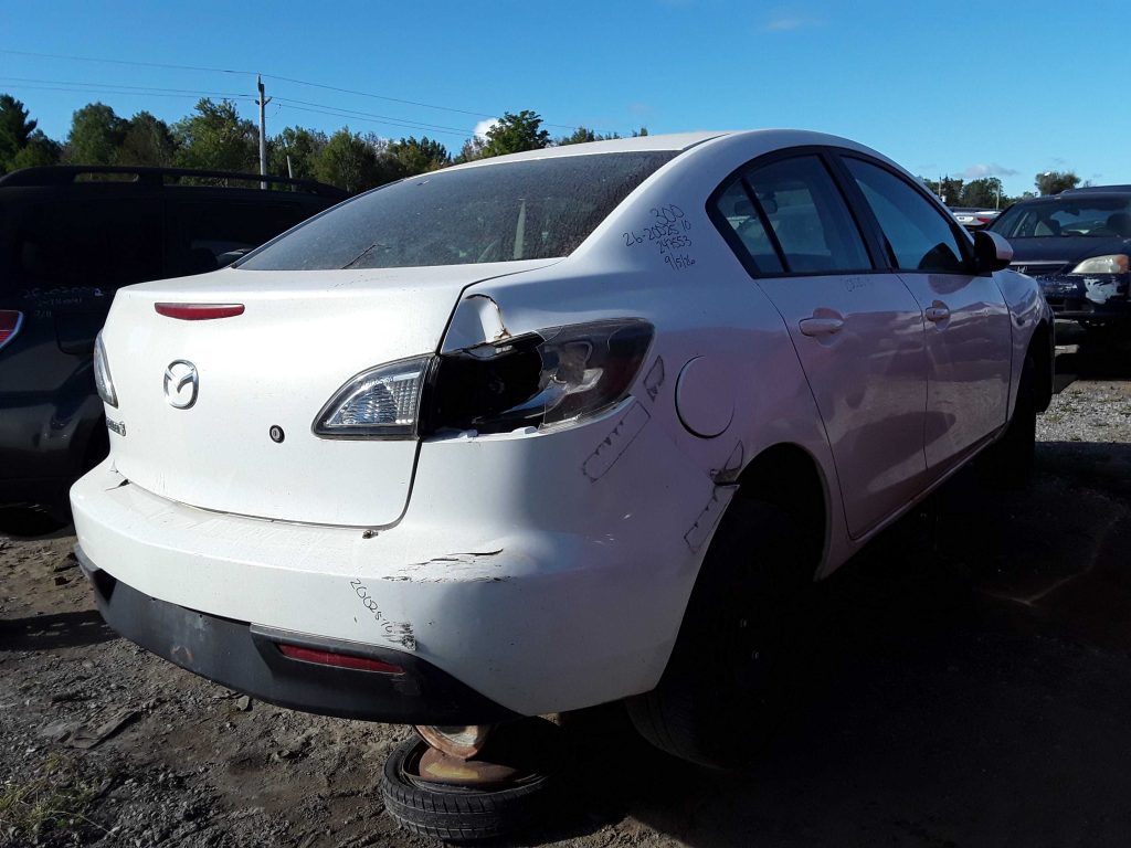 MAZDA MAZDA3 2010