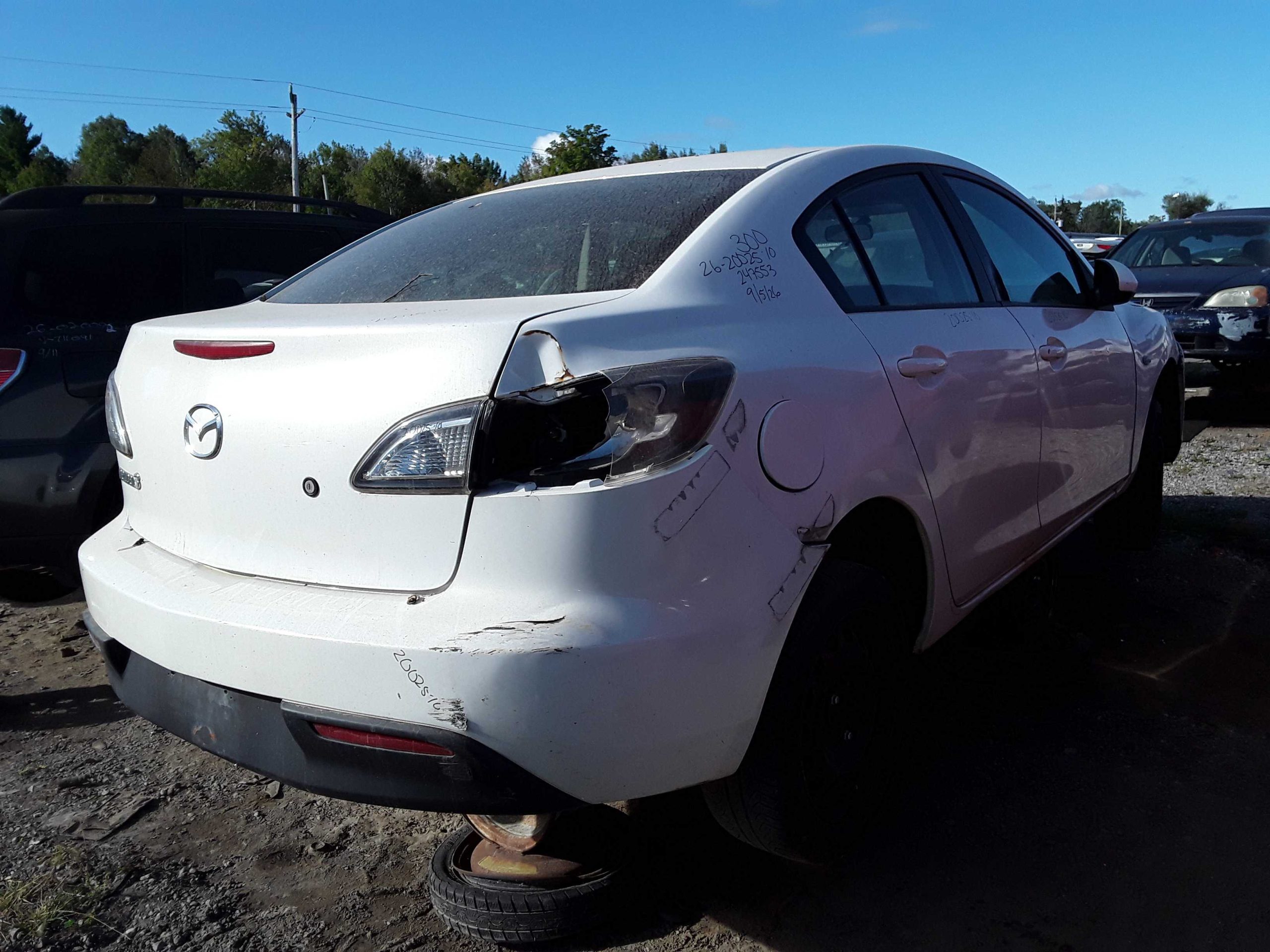 MAZDA MAZDA3 2010