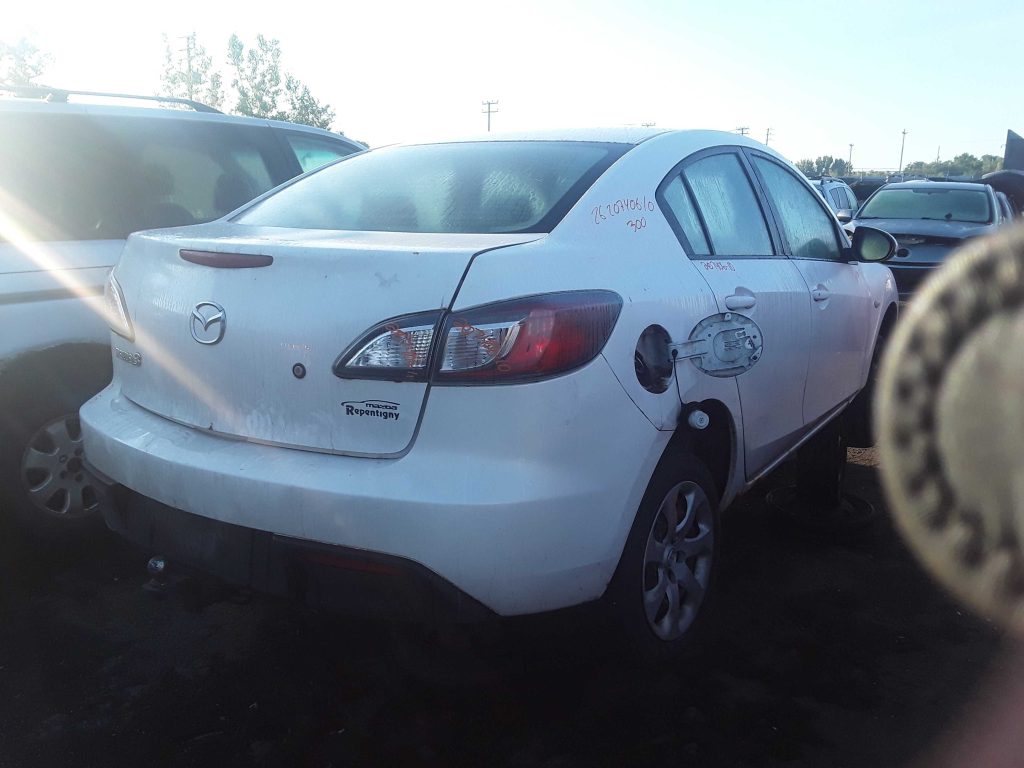 MAZDA MAZDA3 2010
