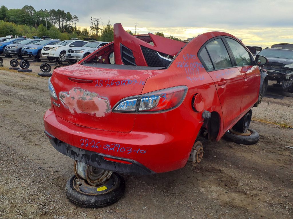 MAZDA MAZDA3 2010