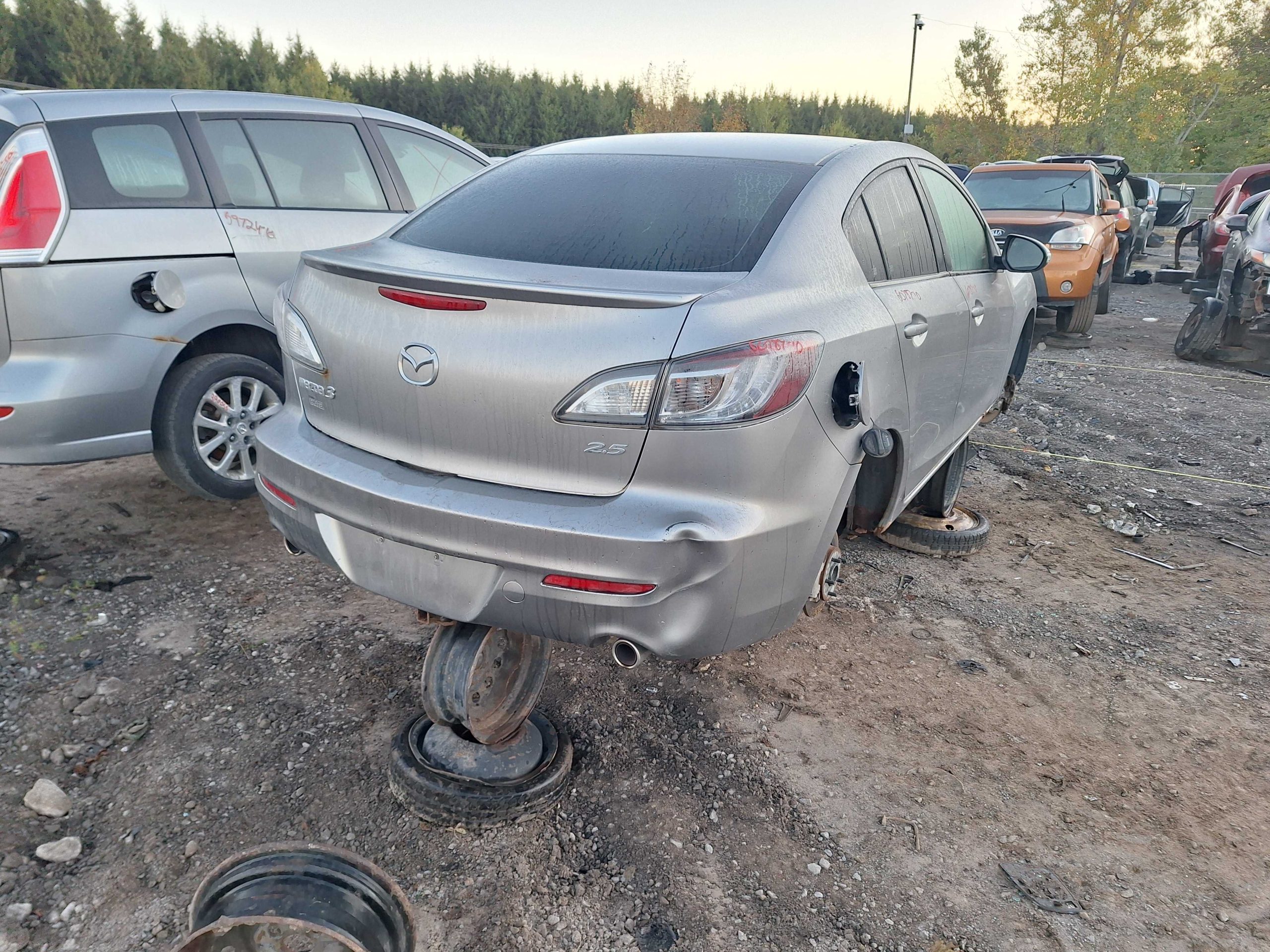MAZDA MAZDA3 2010