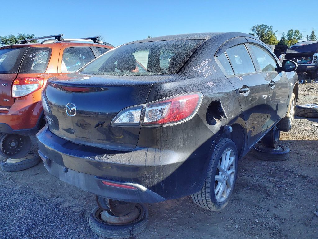 MAZDA MAZDA3 2010
