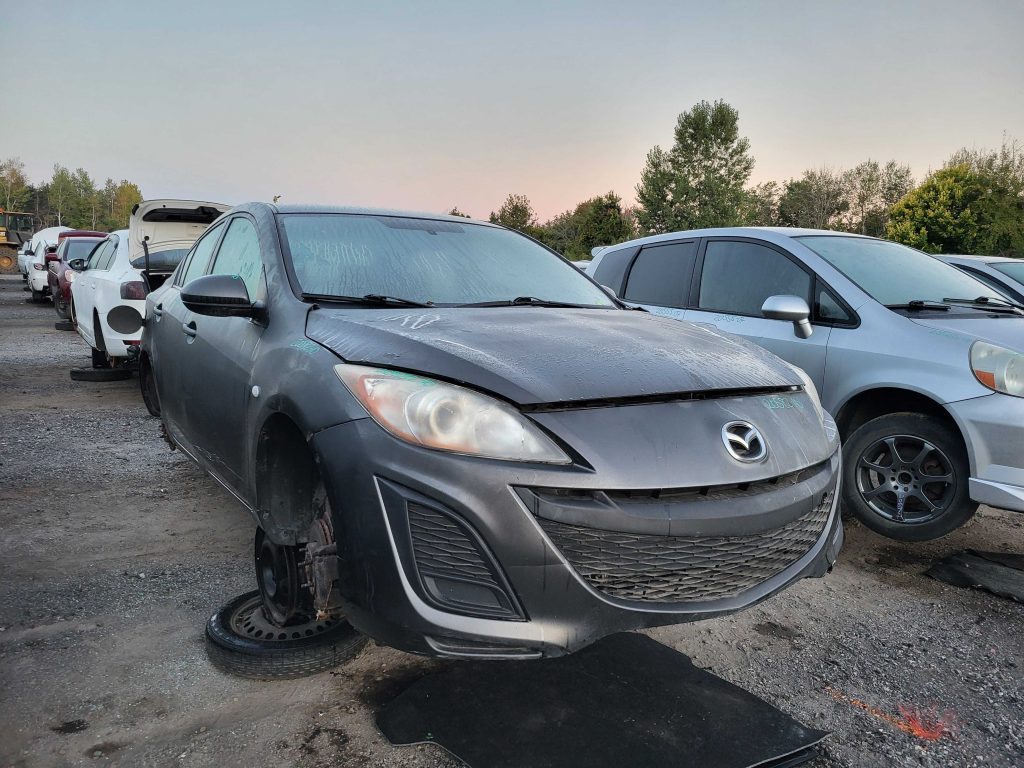 MAZDA MAZDA3 2010