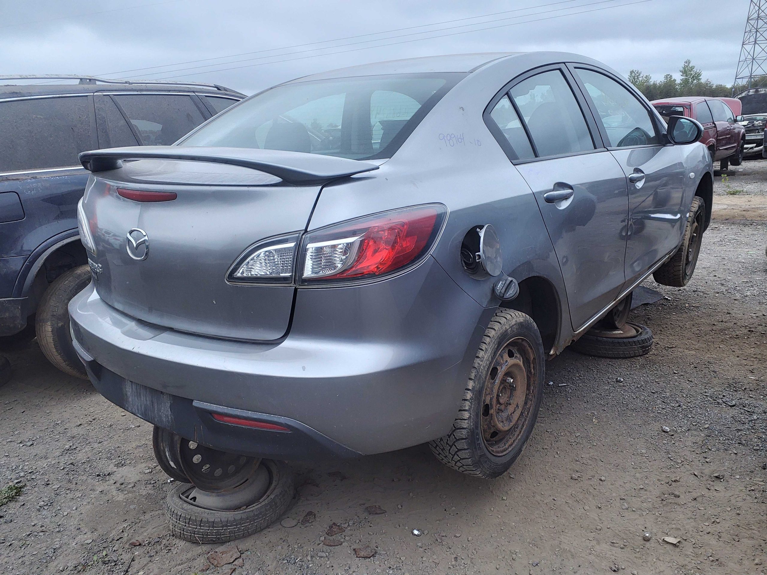 MAZDA MAZDA3 2010
